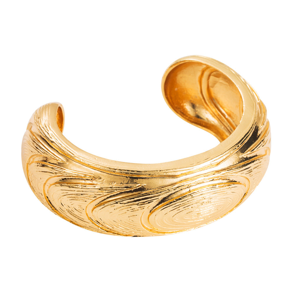 European and American fashion three-dimensional embossed water wave texture open bracelet simple and versatile, fashionable temperament, light luxury hand accessories wholesale