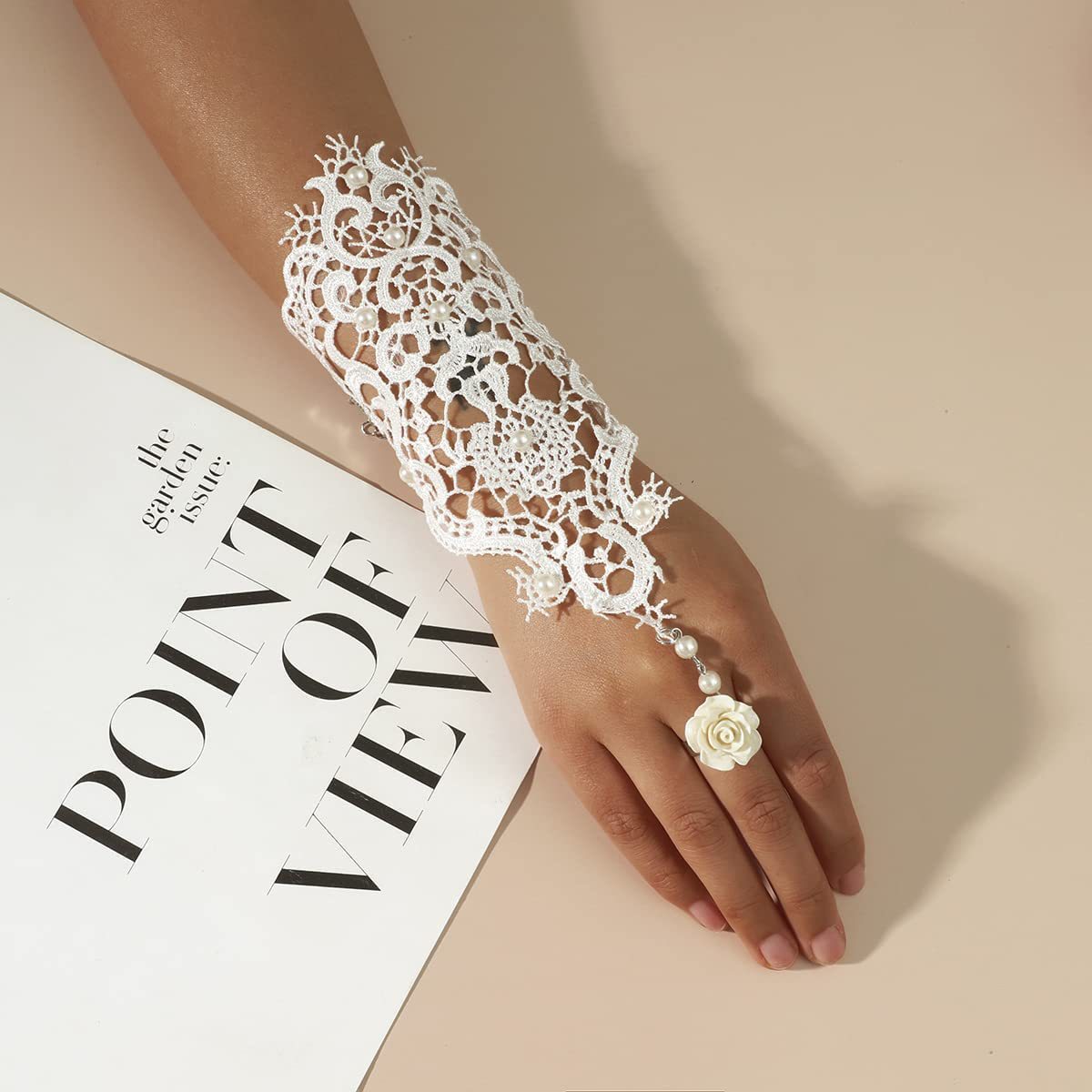 2024 bridal wedding accessories, white lace bracelet with ring, integrated chain, foreign trade export hand accessories wholesale