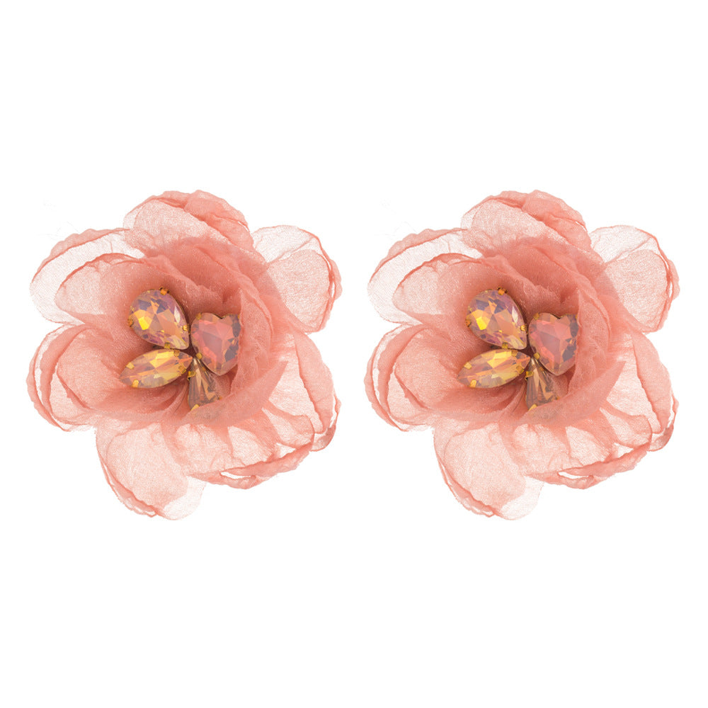 Korean version of resort style mesh flower inlaid diamond earrings sweet girly stud earrings Sen niche sweet fairy earrings