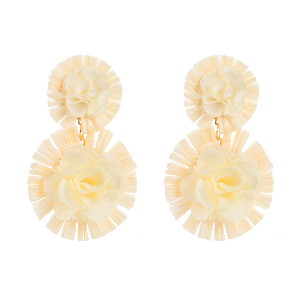 European and American new round flower earrings, small fresh temperament, design stud earrings, resort style, high-end and versatile earrings