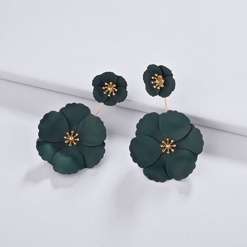 Japanese and Korean version of fashion, sweet and exaggerated inlaid dual-purpose earrings, European and American bohemian style alloy flower long earrings