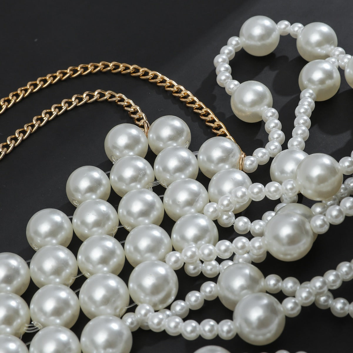 New European and American Neck Necklace Western Vintage Wedding Dress with Pearl Shawl Scalloped Beaded Cutout Necklace