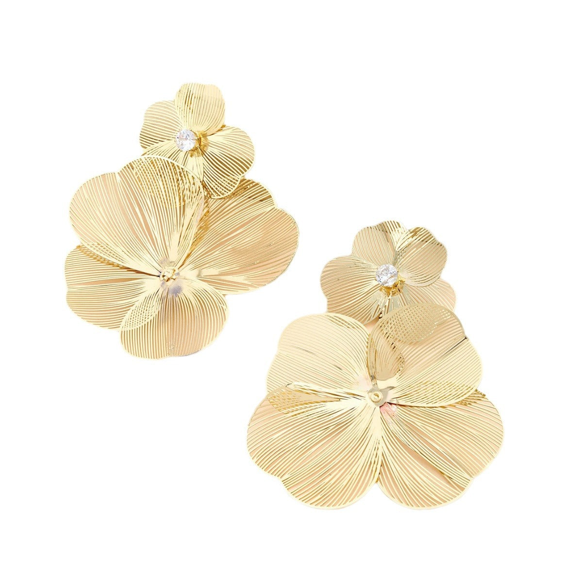 New personality European and American metal flower tassel earrings retro Hong Kong style fashion catwalk vintage style petal earrings