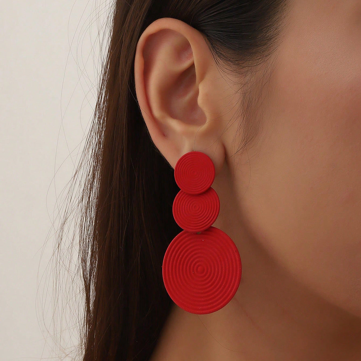 2024 new European and American cross-border Hong Kong style temperament personality mosquito coil fashion red retro exaggerated earrings