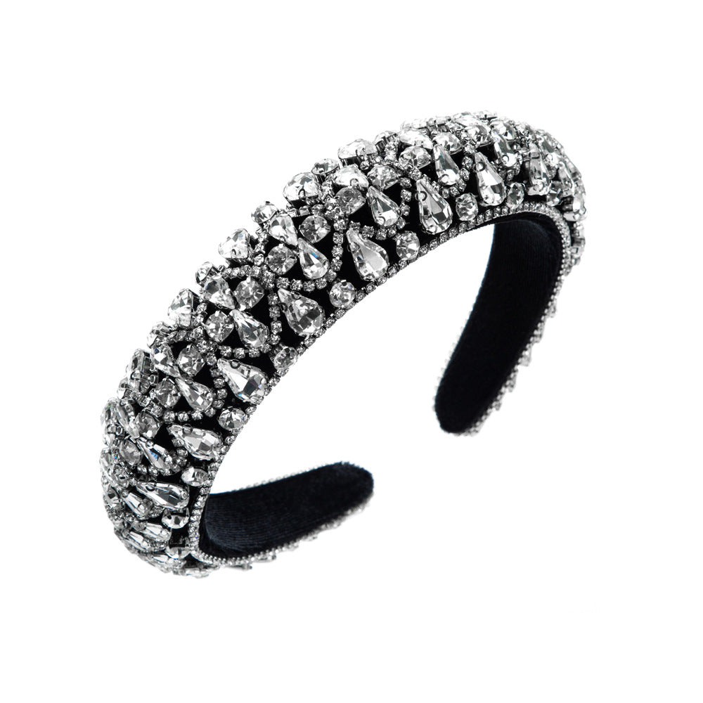 The new European and American super flash rhinestone headbands are versatile and full of diamonds, wide-brimmed headbands, and women's baroque high-top hair accessories