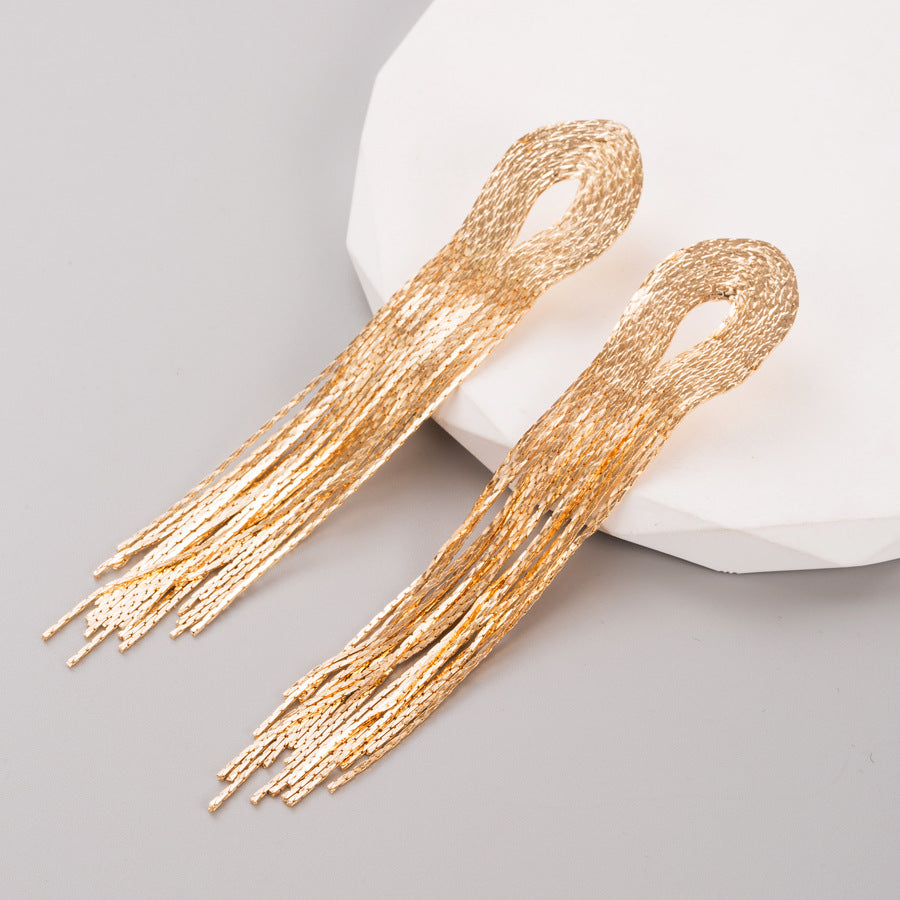 Cross-border fashion new earrings women's retro tassels long temperament niche earrings versatile luxury gold earrings