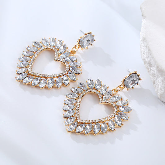 European and American cute sweet princess versatile earrings niche Hong Kong style new color peach heart premium earrings female wholesale