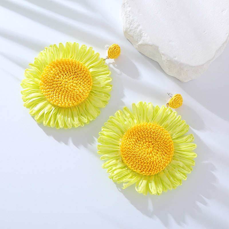 European and American cross-border hot selling hand-woven earrings, raffia, sunflowers, large flowers, earrings, personality, pastoral style earrings