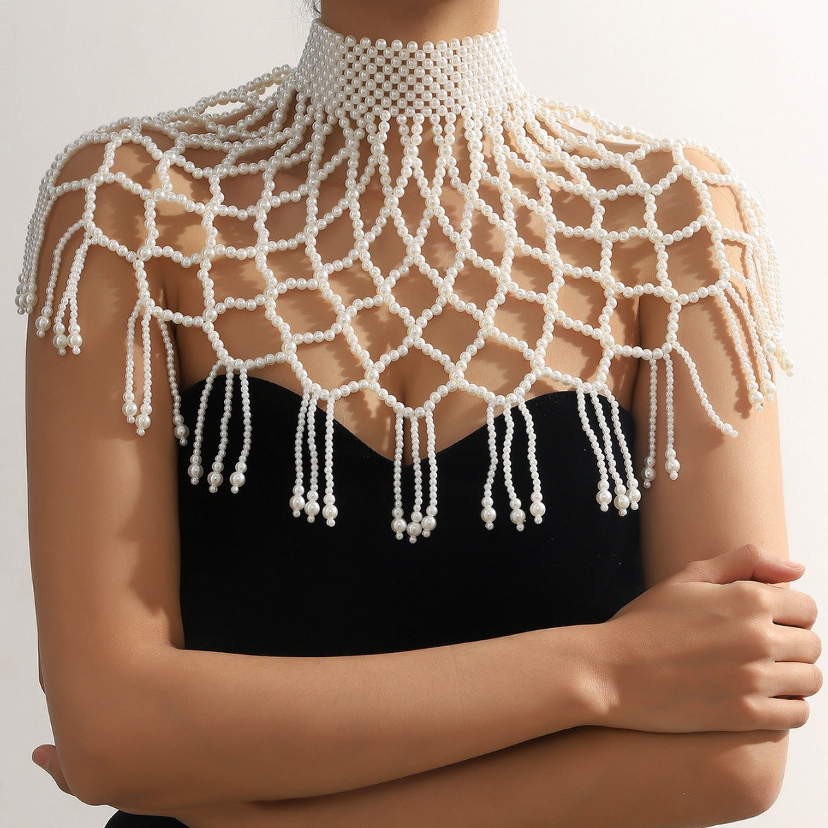 New pearl tassel heavy industry handwoven shawl chest chain wave dress wedding dress clothing accessories body chain