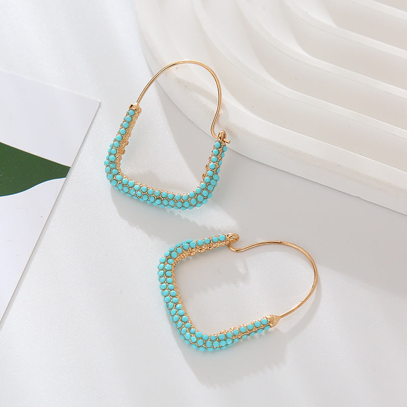 European and American new fashion, simple and trendy Internet celebrity earrings, women's personality, niche design, alloy and diamond geometric earrings