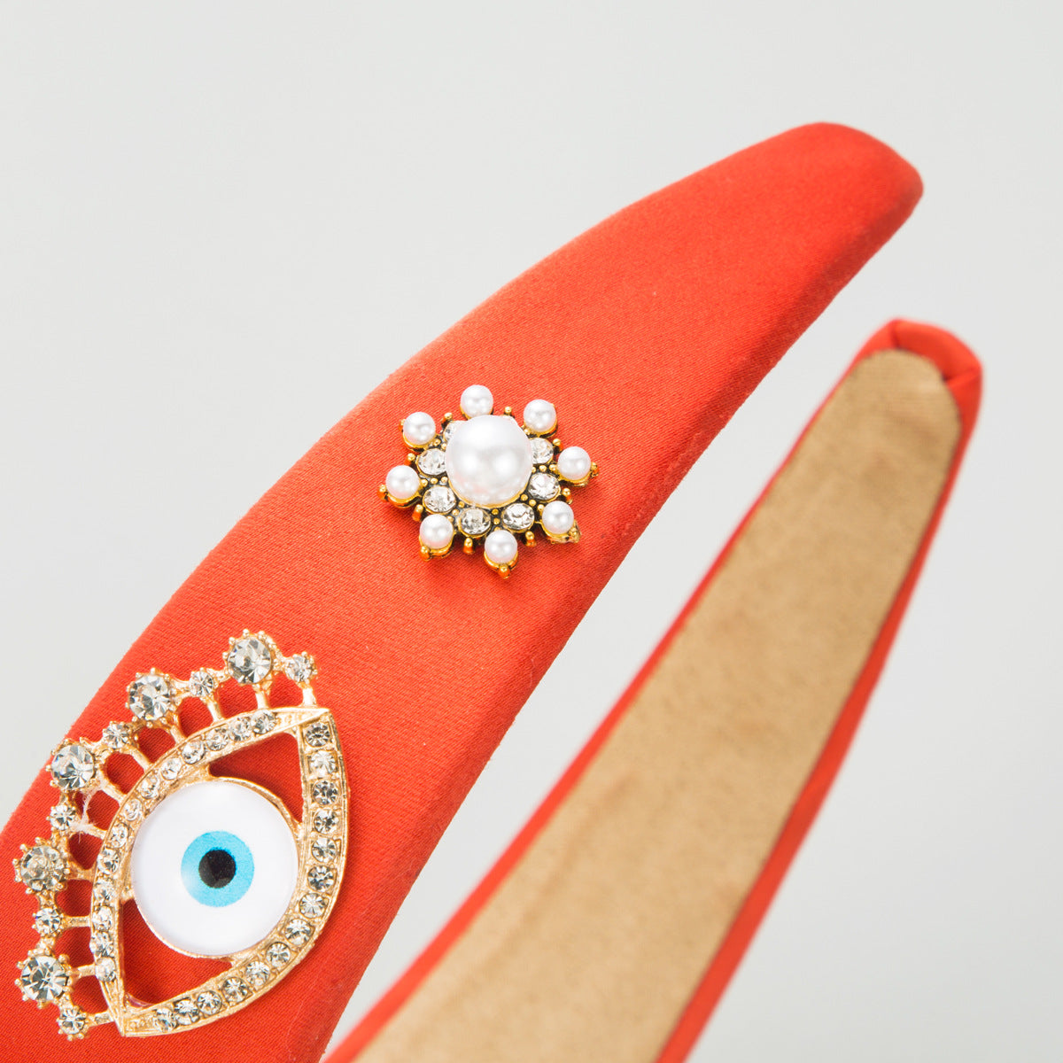 European and American trends, new personality, devil's eye, headband, female inlaid with pearls, flowers, wide-brimmed temperament, street photography hair accessories, hairpins