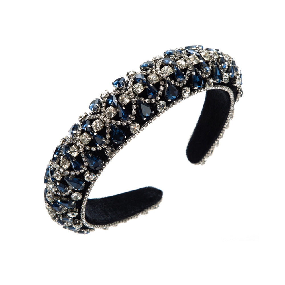 The new European and American super flash rhinestone headbands are versatile and full of diamonds, wide-brimmed headbands, and women's baroque high-top hair accessories