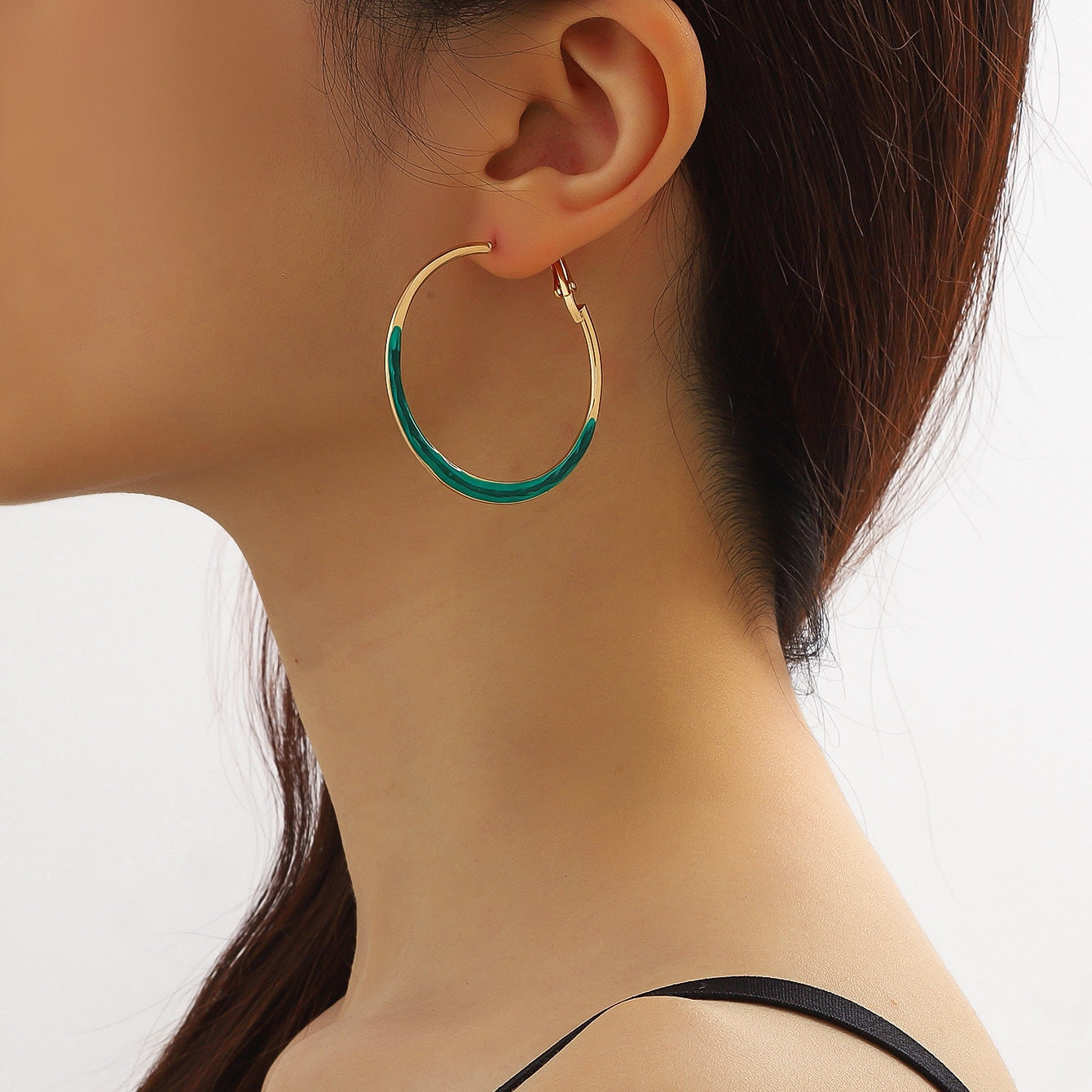 New Japanese and Korean jewelry, dripping glaze, large hoop earrings, earrings, women's high-end sense of French temperament, circle earrings