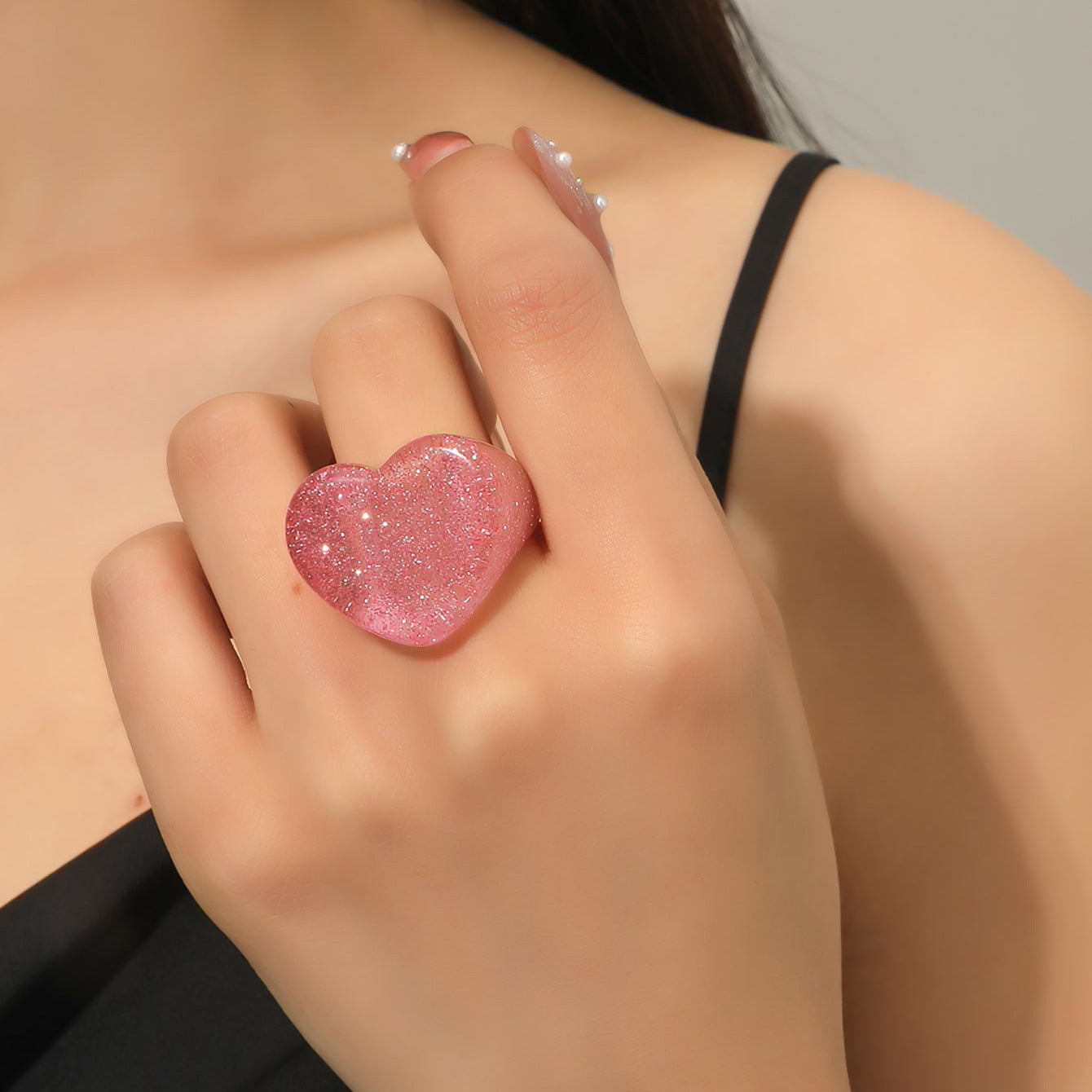 New glitter love resin sweet jewelry ring acrylic ring does not fade niche sense of luxury