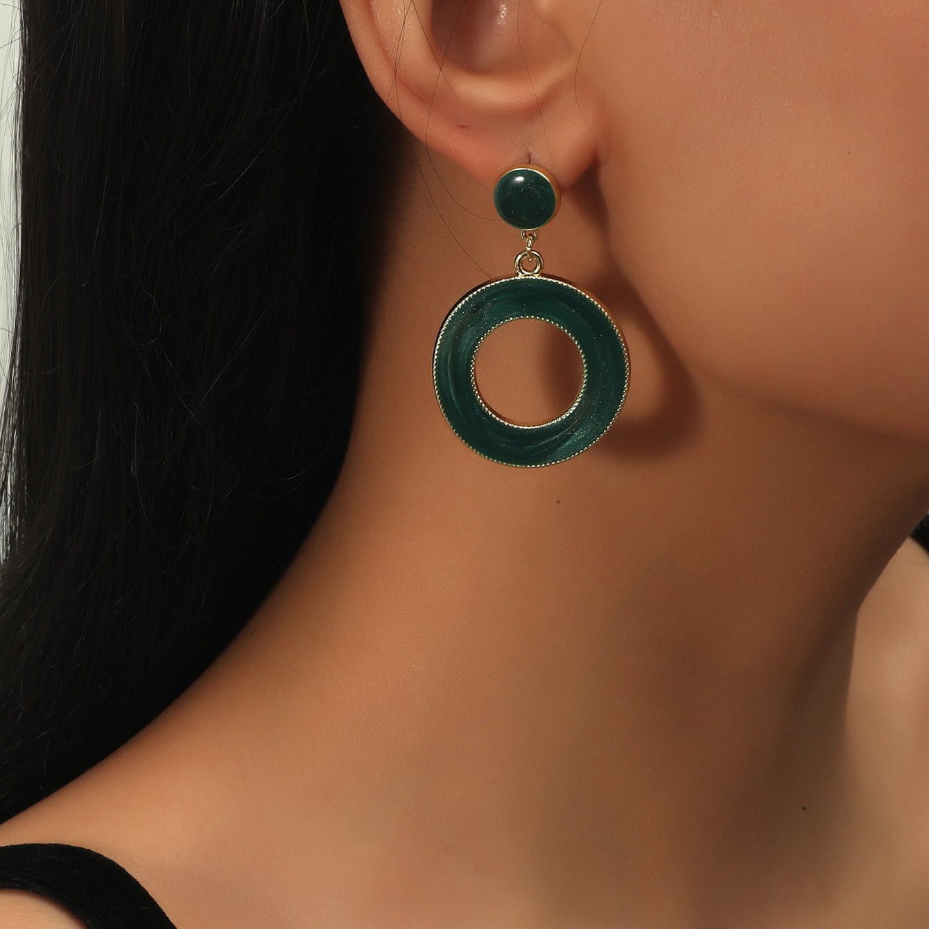 New Jewelry Korean Geometric Drip Oil Resin Alloy Earrings Retro Simple Fashion Ring Temperament Versatile Earrings