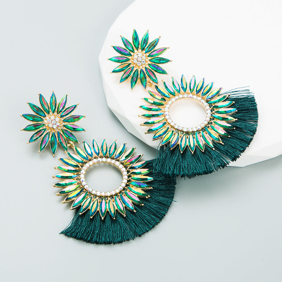 European and American style fashion exaggerated earrings, round sunflowers, diamonds, tassel earrings, high-end bohemian style earrings