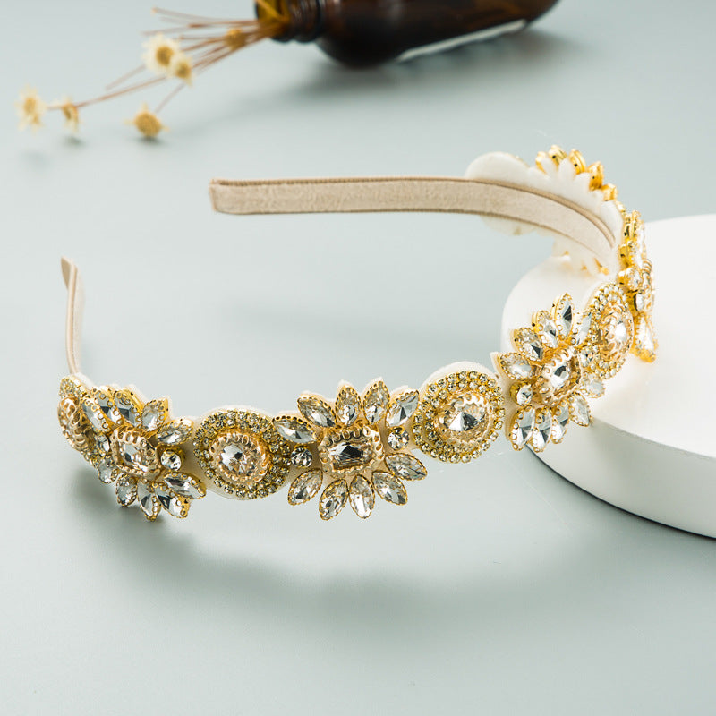 Cross-border, European, American, and new seasonal new personality exaggerated fabric headbands, inlaid with glass diamonds, flower headbands, Korean thin-edged hair accessories