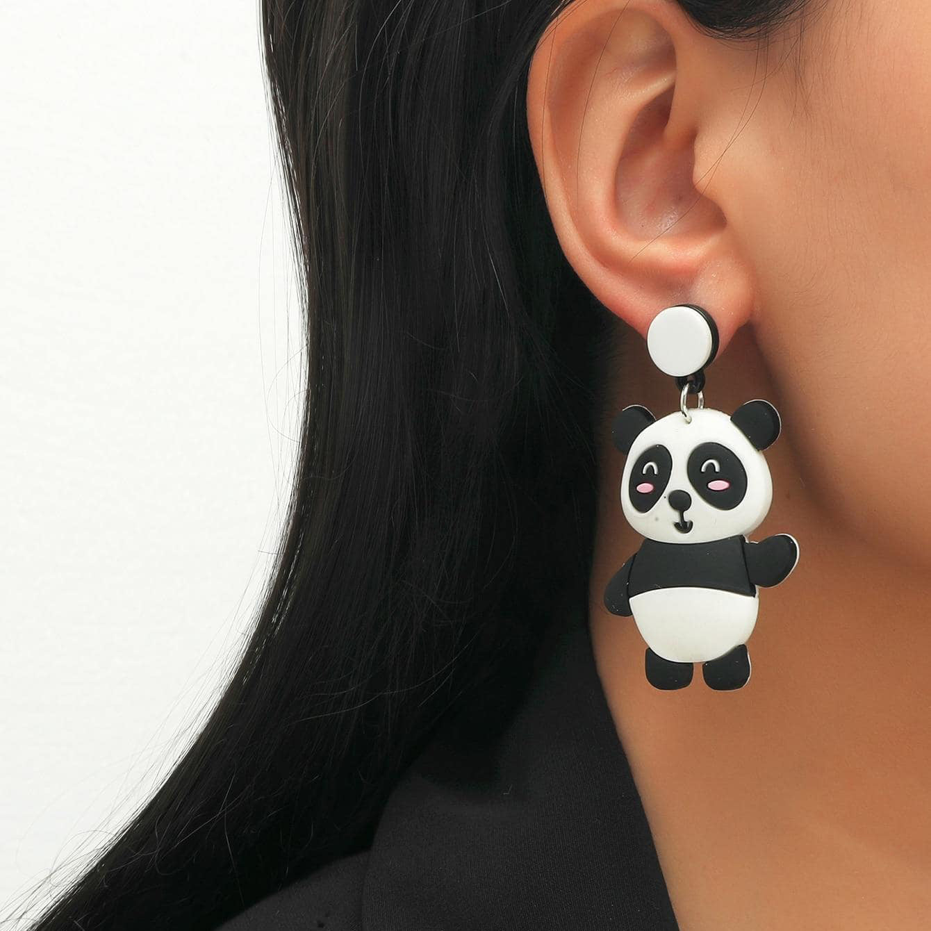 New Accessories: Fashionable Personality Panda Pendant Earrings, Simple and Versatile Earrings