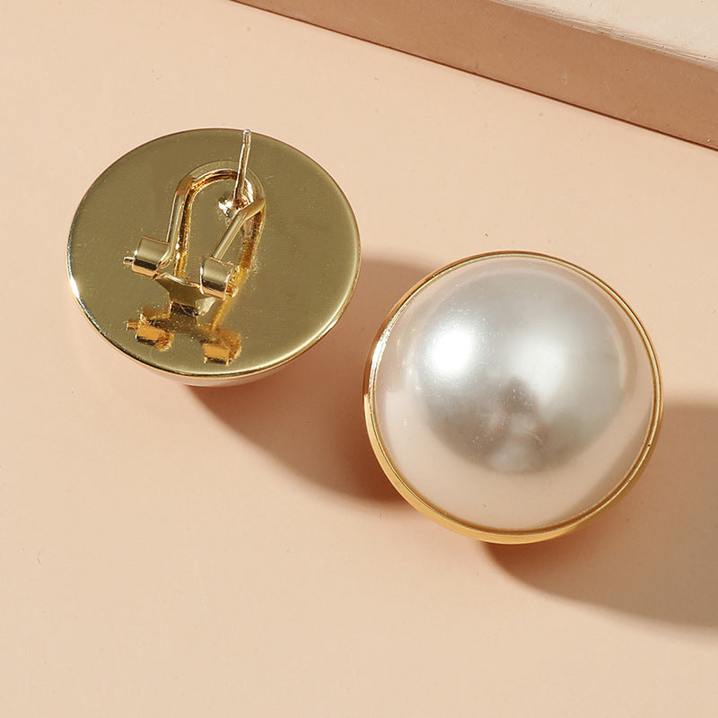 Live atmosphere, temperament, pearl earrings, Korean version, light luxury, simple geometric shape, garden base, earhook earrings, female wholesale