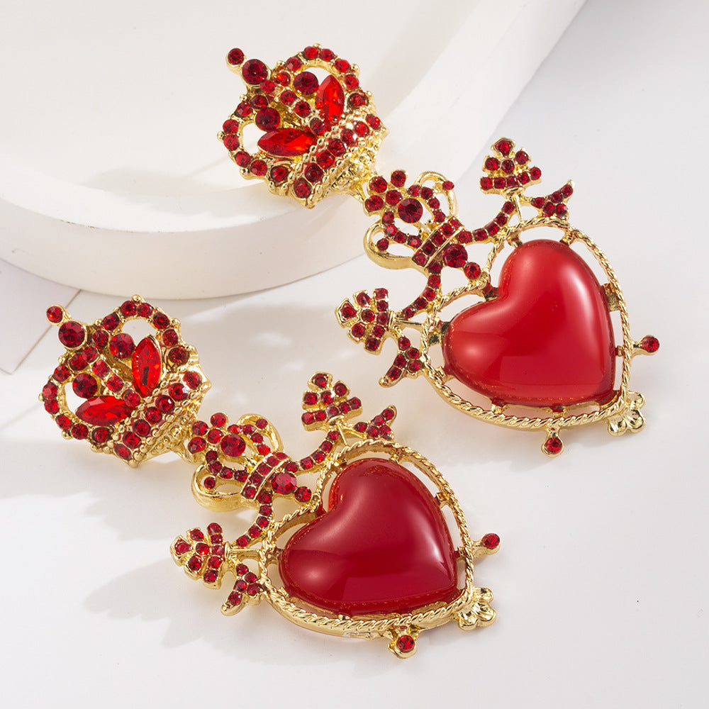 European and American vintage alloy diamond love crown earrings S925 silver needle niche earrings personality long heart-shaped earrings