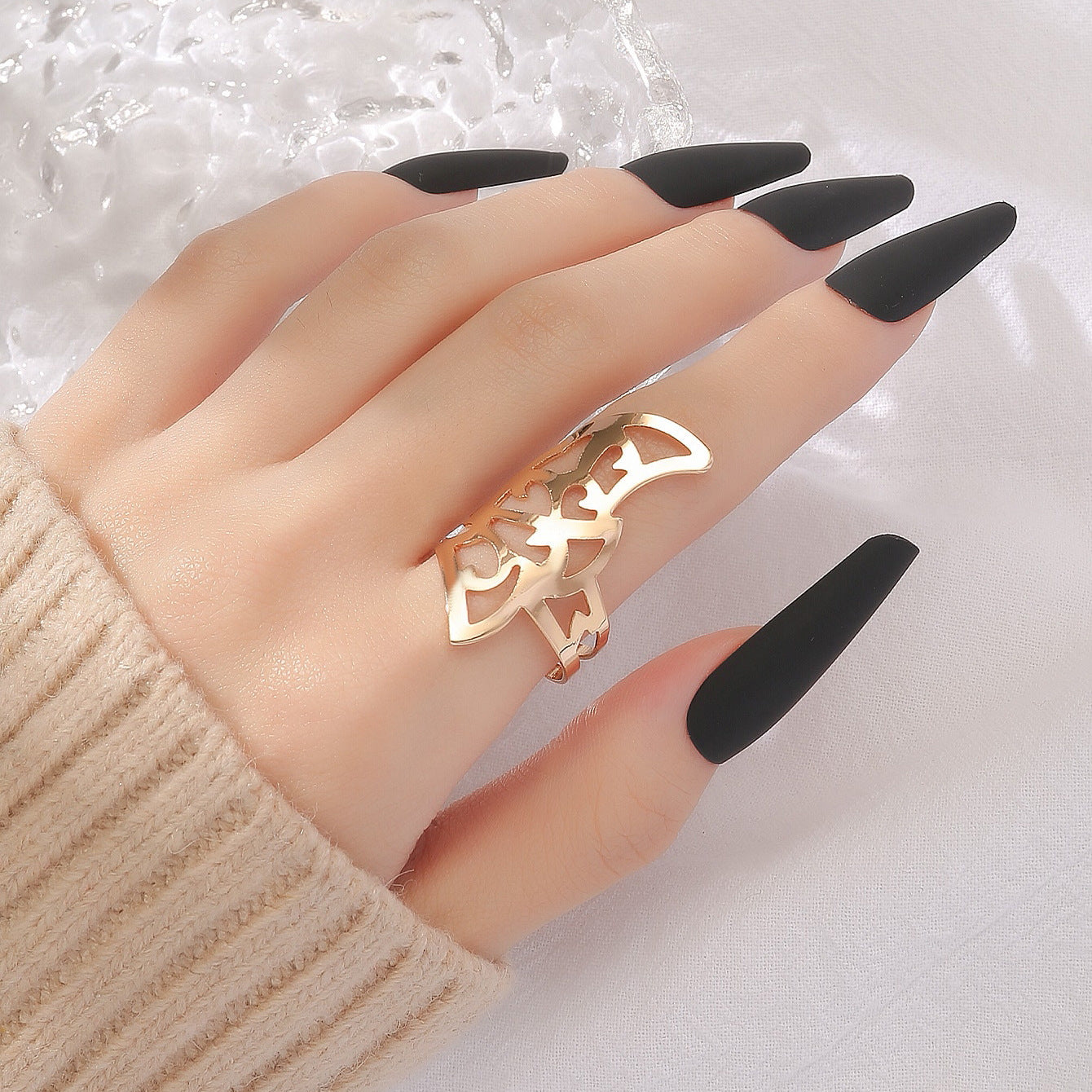 New European and American jewelry, accessories, light luxury, index finger open rings, fashion geometric rings, metal openwork jewelry