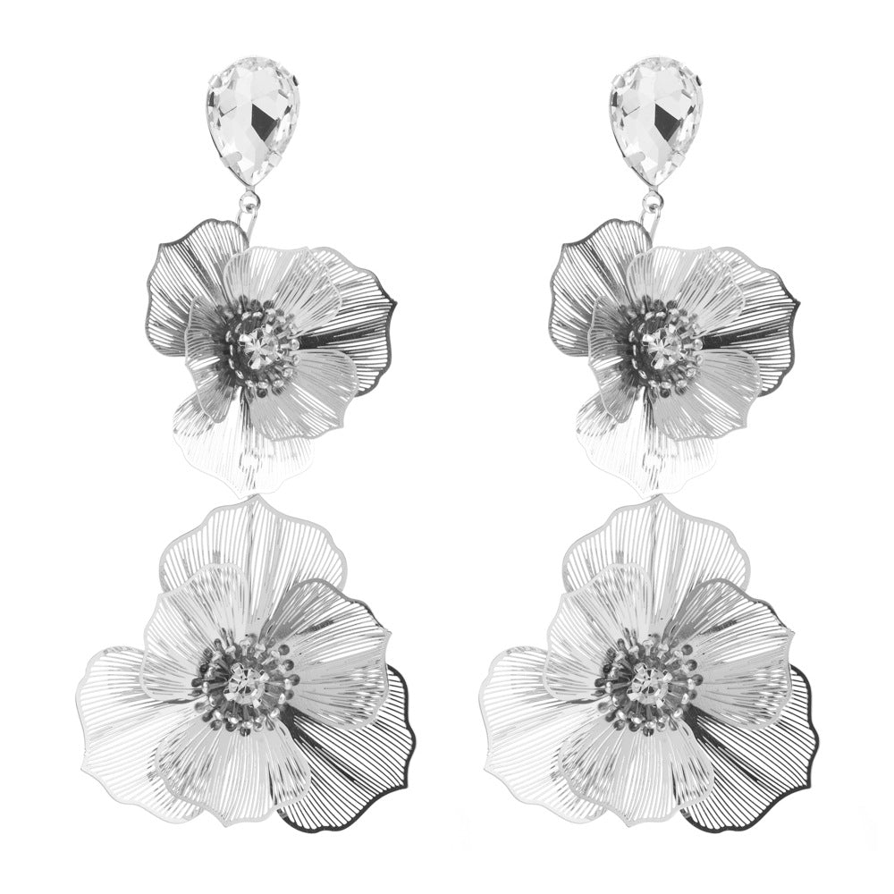 Cross-border new fashion hollow alloy flower earrings for women, simple and delicate, high-end exaggerated long temperament earrings