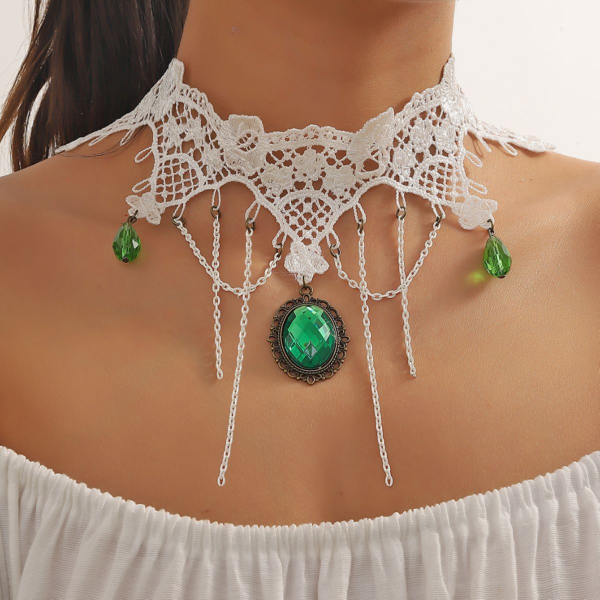 New European and American cross-border hot selling products, fashionable personality lace chain alloy pendant, versatile lace necklace