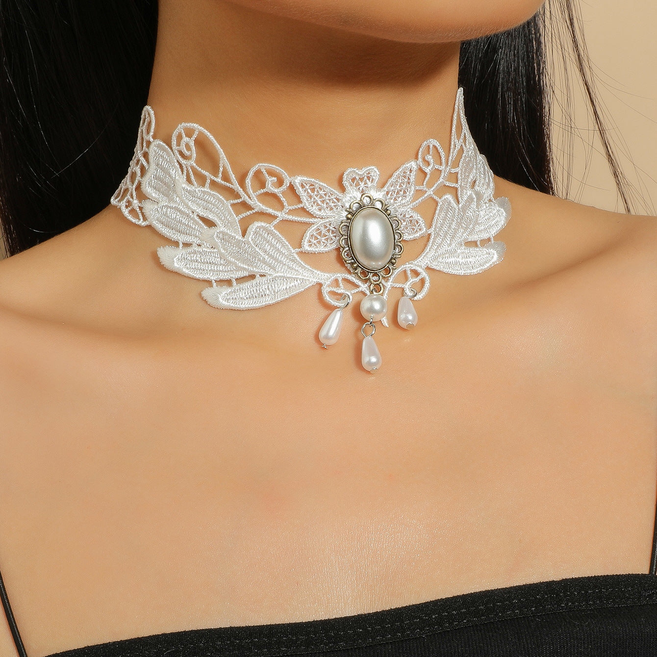 New cross-border jewelry vintage lace women's necklace women's original simple exaggerated clavicle chain fake collar necklace