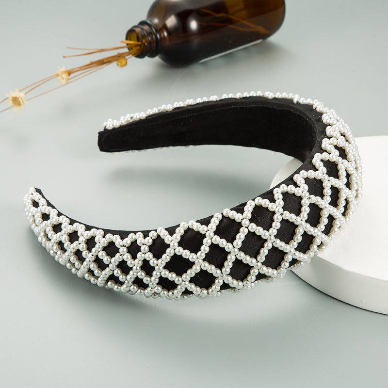 Korean version of the small fragrance headband, femininity, hand-sewn grid, pearl water, sponge, wide-brimmed hairpin, European and American headband