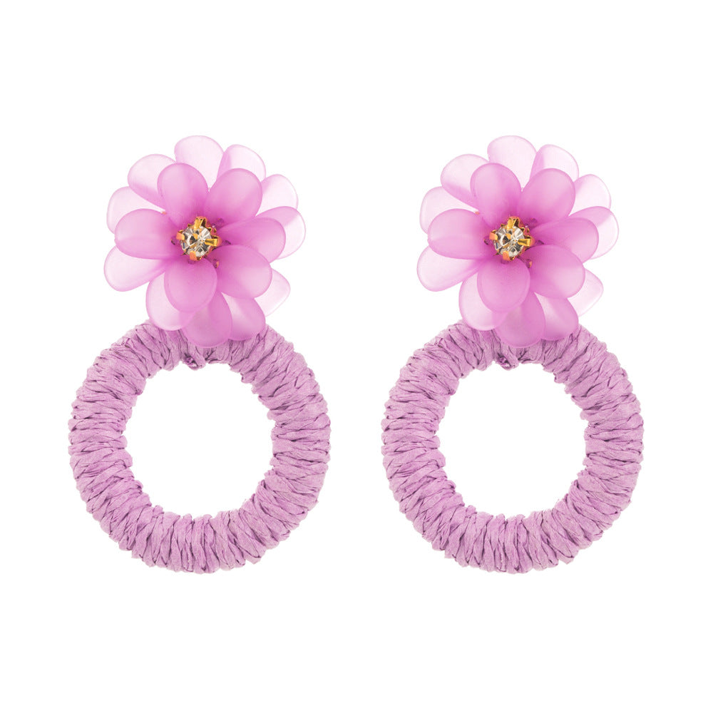 European and American fashion hand-woven flower and diamond earrings, small fresh resort style round earrings, niche temperament earrings