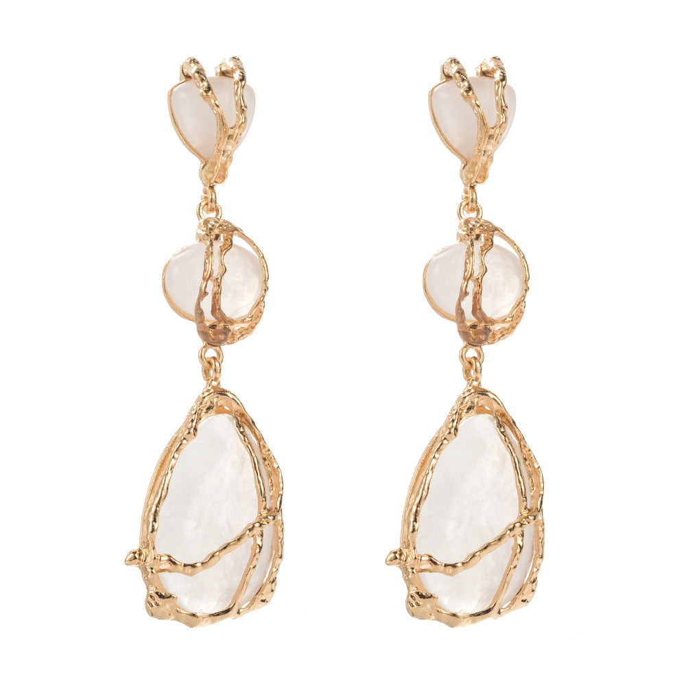 European and American personality exaggerated alloy chain net pocket earrings, high-end sense of pear-shaped long light luxury party earrings