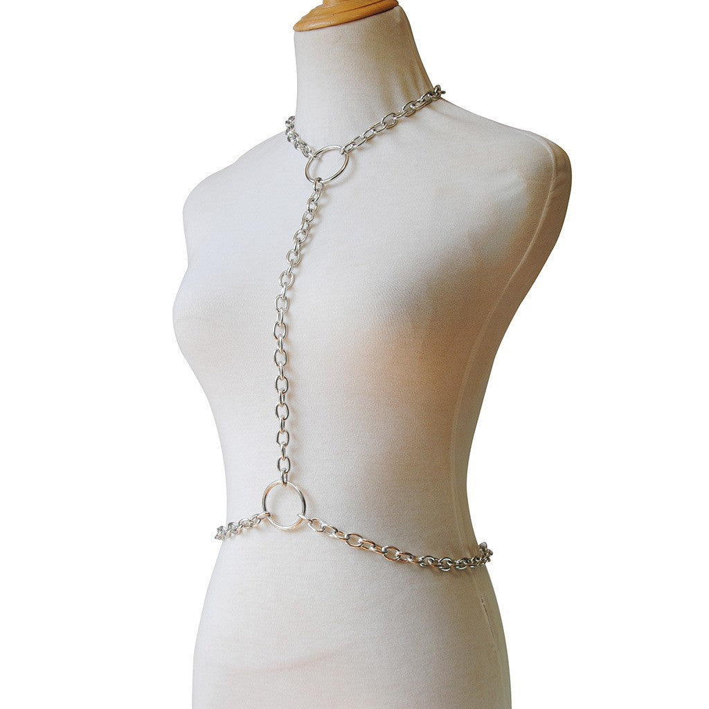 2024 European and American cross-border new jewelry three-dimensional simple body chain female nightclub sexy chest chain body chain