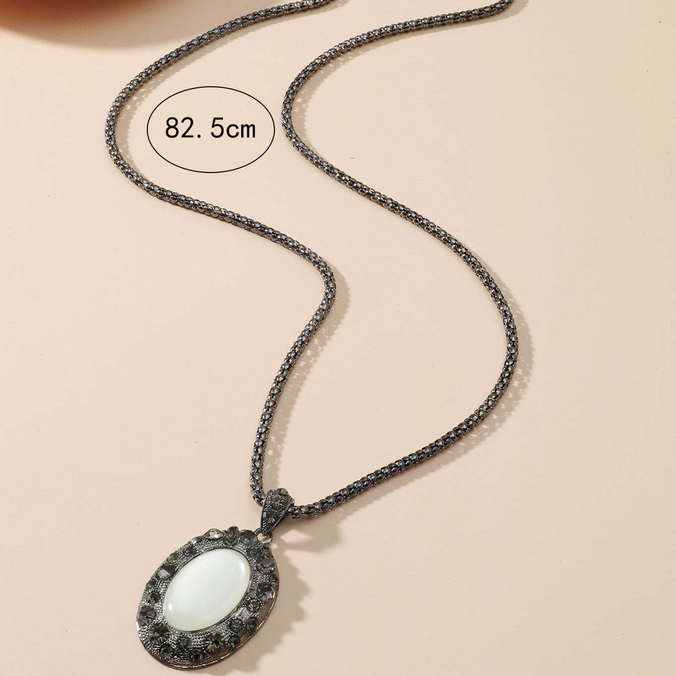 New European and American autumn and winter jewelry metal opal pendant necklace simple and versatile long sweater chain