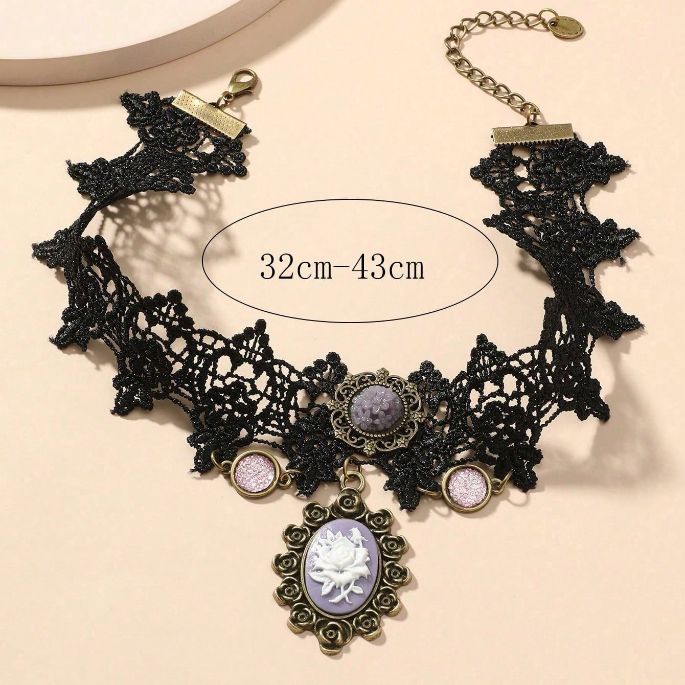 2024 cross-border hot sale European and American new retro jewelry, women's personalized lace necklace, fashion drop shape necklace