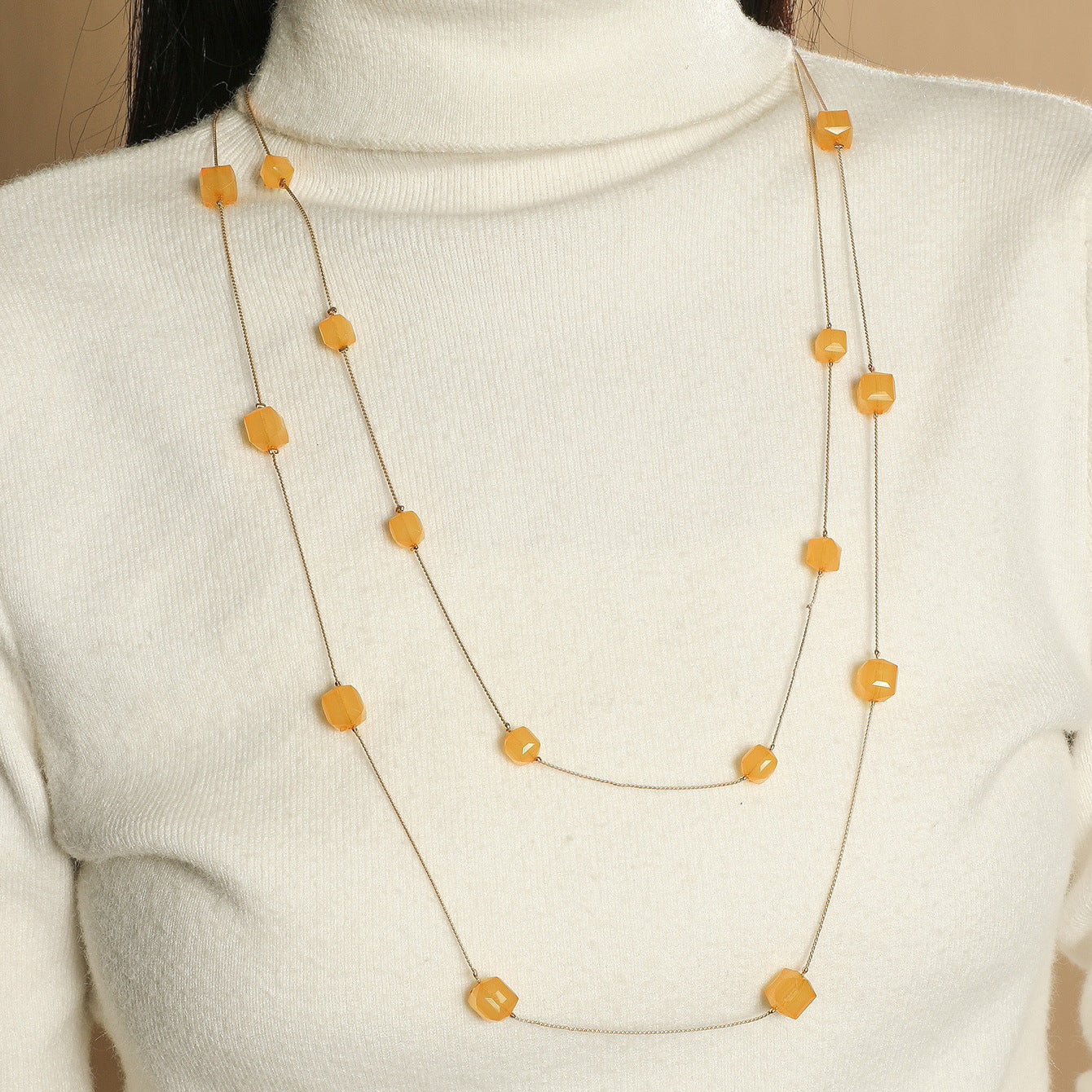 2023 New Autumn/Winter Beaded Sweater Chain: Fashionable, Simple and Versatile, High-end Candy Color Necklace, Long Sweater Chain