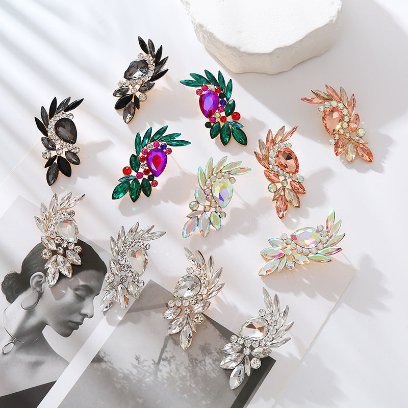 European and American fashion super sparkling diamond earrings exaggerated bohemian alloy diamond stud earrings temperament high-end earrings women
