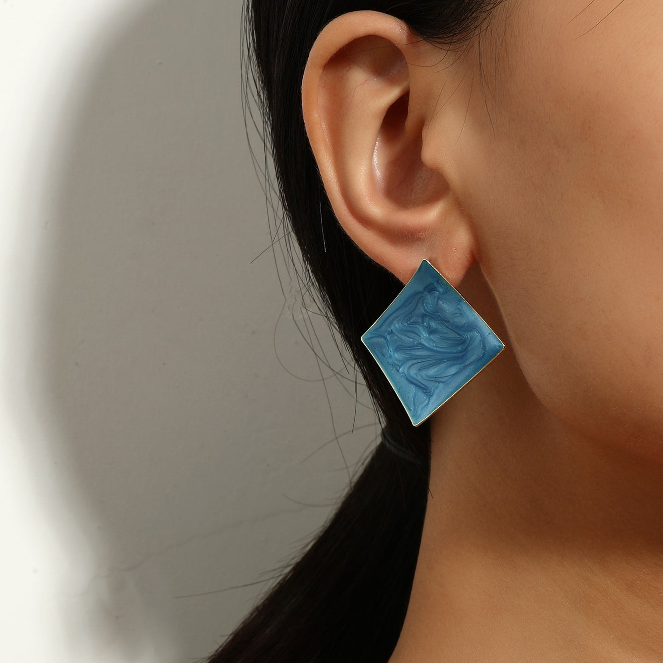 New jewelry: high-quality color glaze, irregular earrings, quicksand, color square studs, cold wind earrings