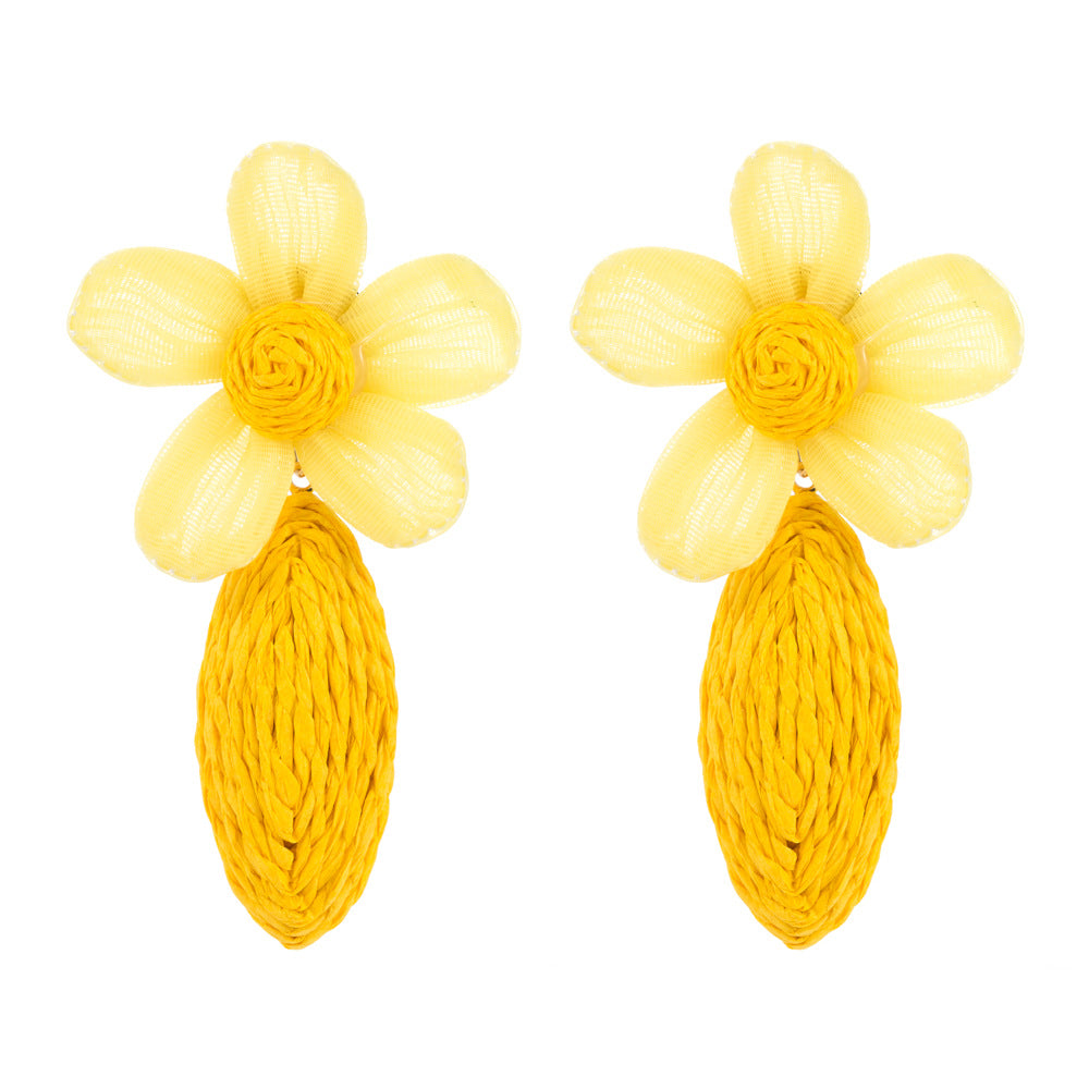 New fashion bohemian handmade raffia earrings women's spring colorful flowers temperament niche versatile earrings