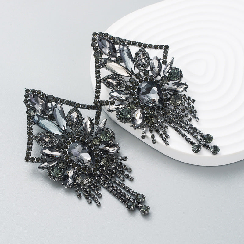 European and American fashion high-end super flash alloy colored diamond long tassel earrings women's luxury dazzling exaggerated earrings earrings