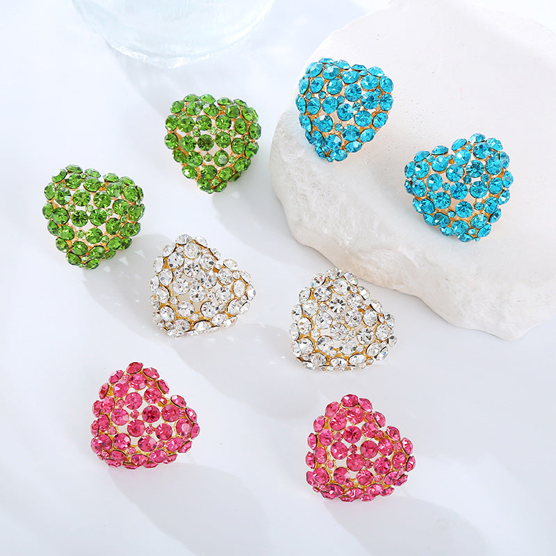 European and American fashion super flash heart-shaped versatile earrings exaggerated earrings female rhinestone full of diamonds peach heart stud earrings wholesale