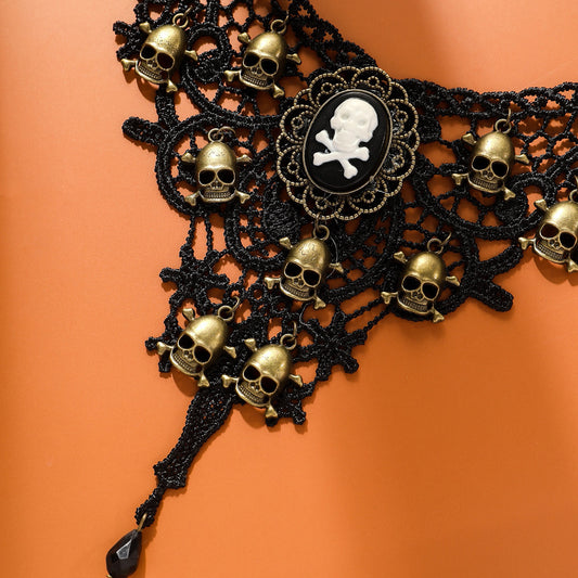 2024 European and American New Clavicle Halloween Necklace Fake Collar Fashion Exaggerated Women's Lace Skull Necklace