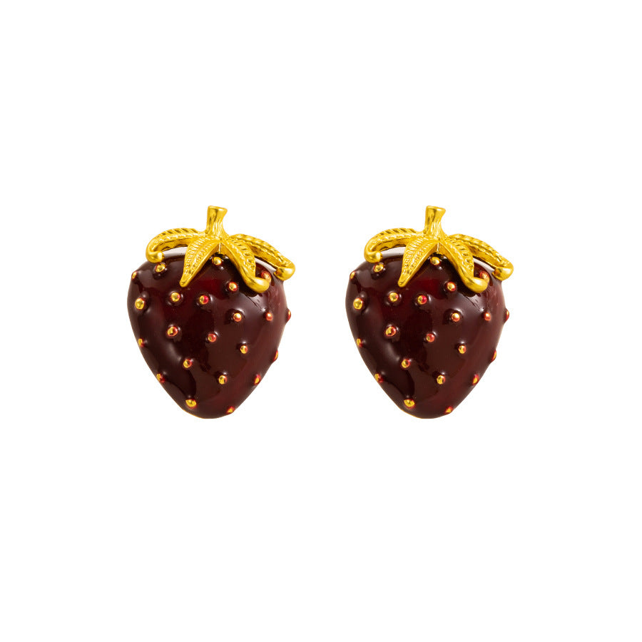 European and American retro small fragrance red dripping strawberry earrings high-end niche light luxury high-end S925 silver needle earrings