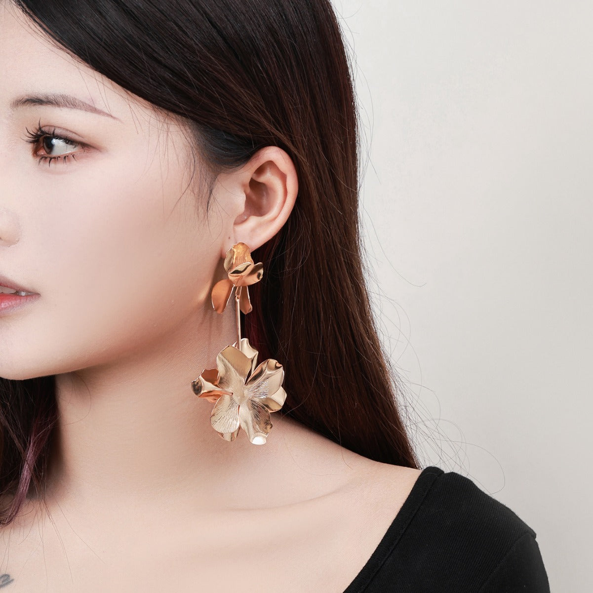 The new summer temperament, metallic irregular earrings, exaggerated antique geometric earrings