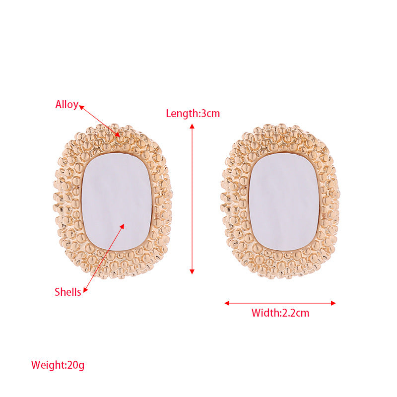 European and American new retro palace style geometric square temperament stud earrings female S925 silver needle versatile atmosphere banquet earrings