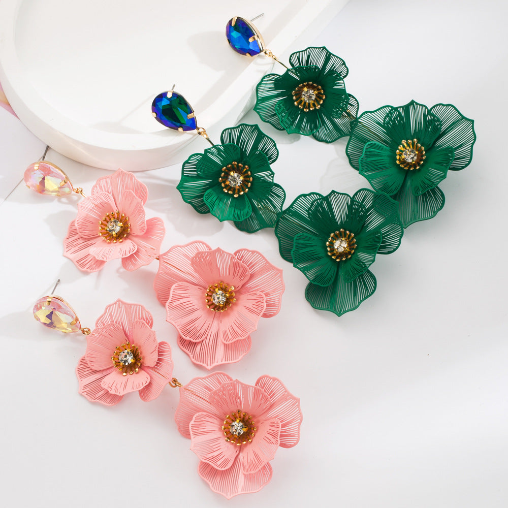 European, American and Korean sweet multi-layered flower earrings, women's diamond-encrusted light luxury, high-end earrings, temperament, long banquet earrings