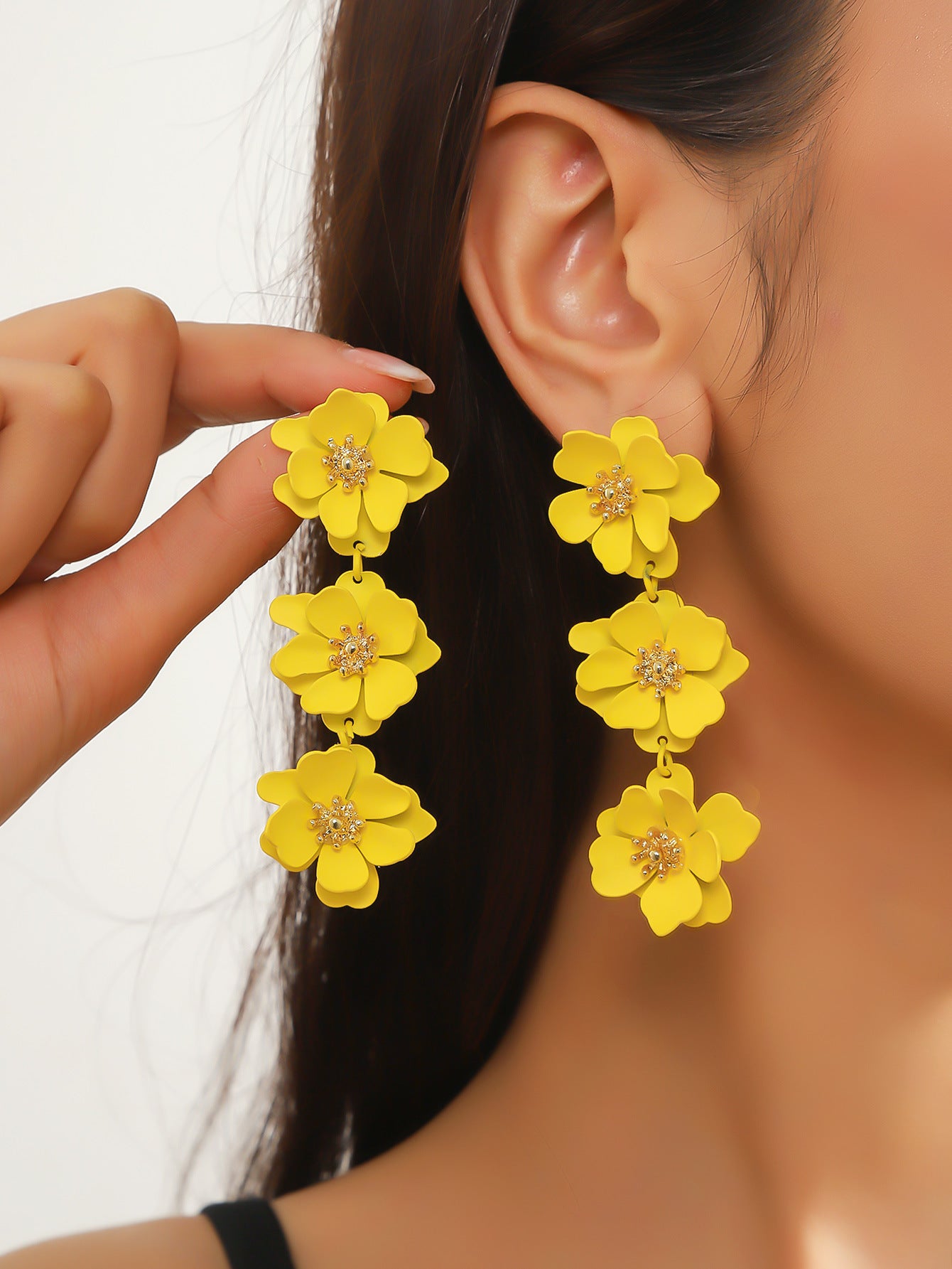 New exaggerated earrings, long summer versatile, fashionable temperament, high-end flower drop earrings