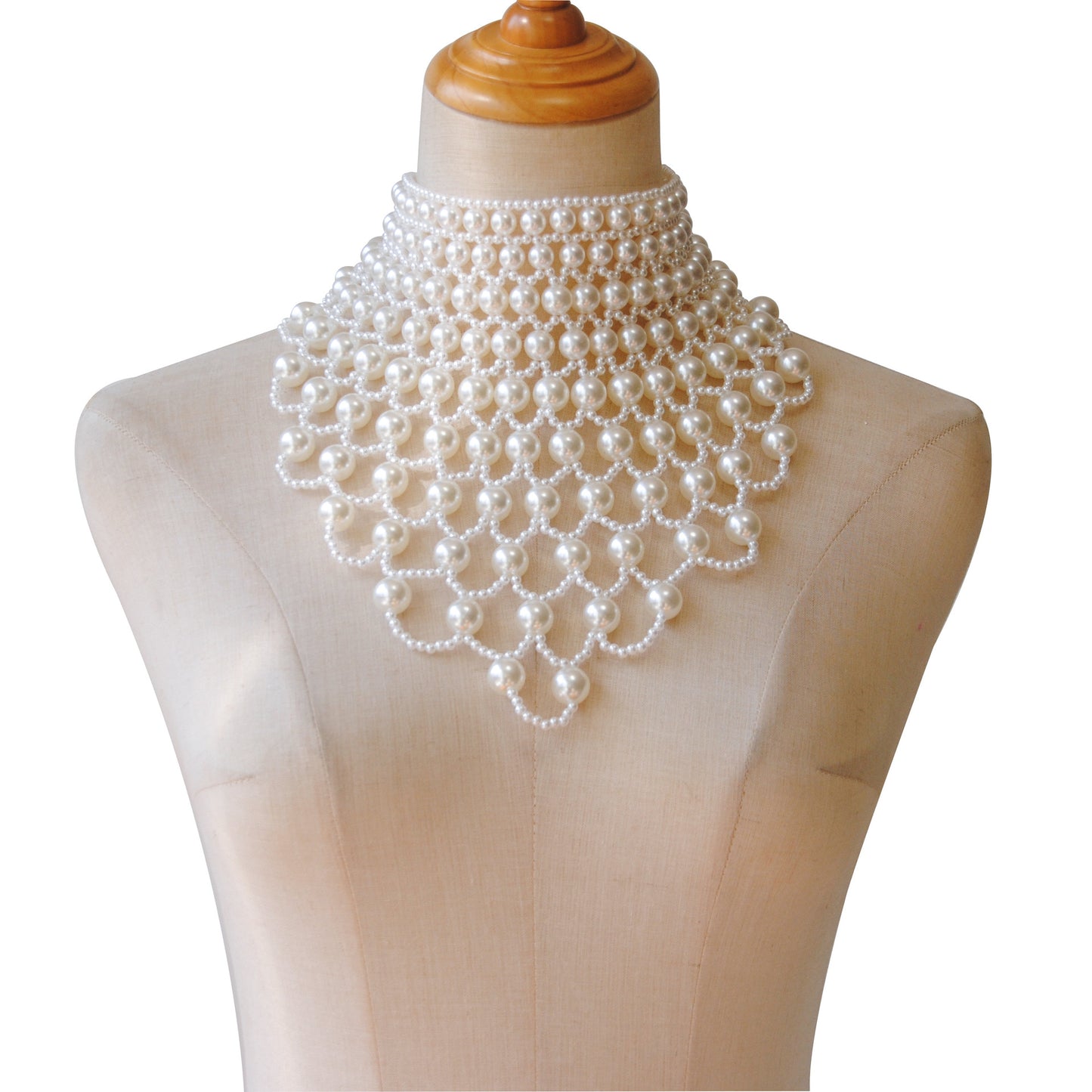 New Exaggerated Neck Choker European Vintage Wedding Dress Elegant Scalloped Shawl Hollow Beaded Necklace