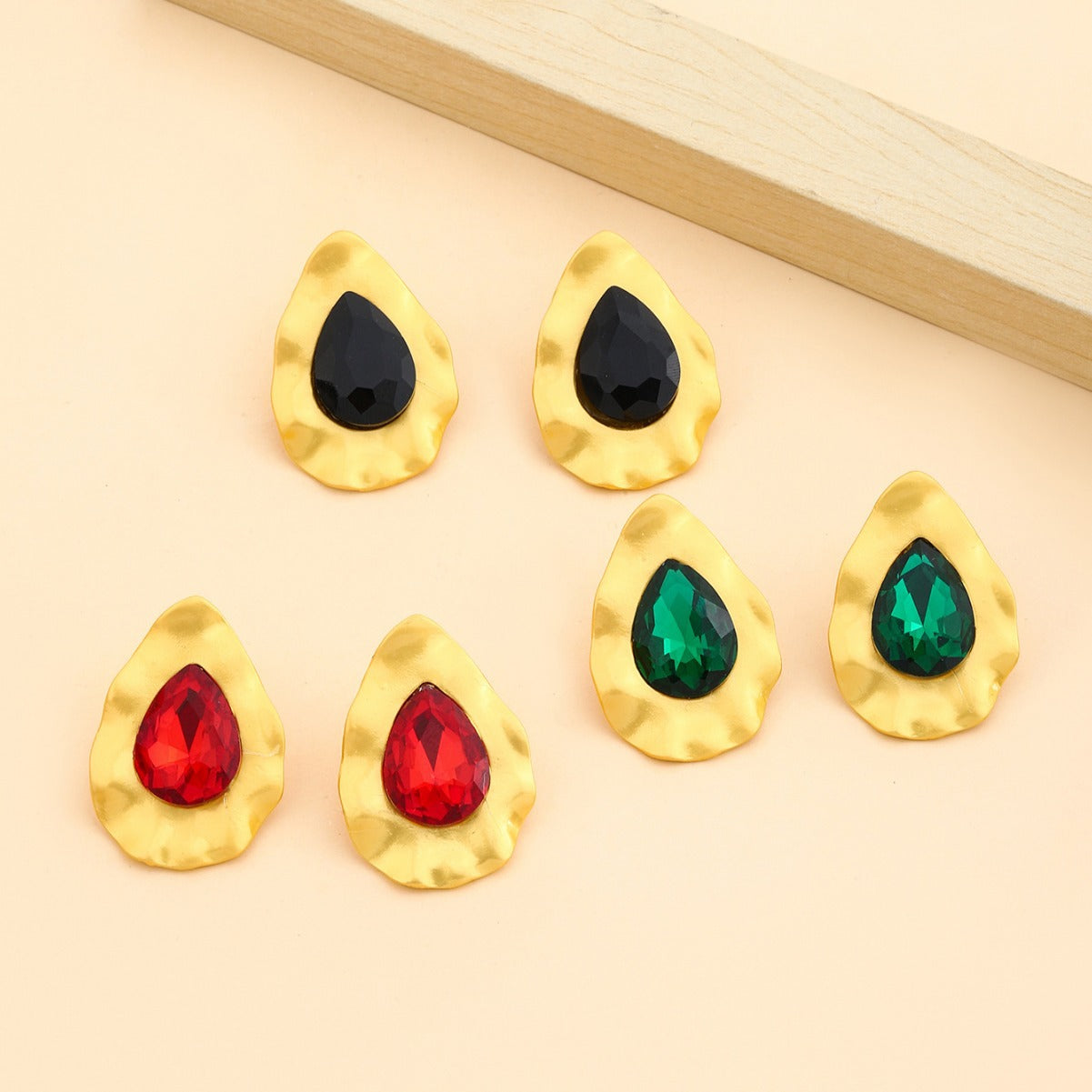 New summer fashion retro Hong Kong style temperament square stud earrings for old Asian gold drop shape earrings