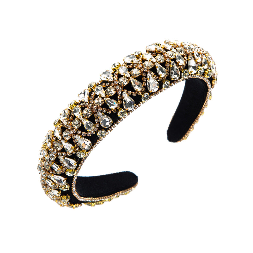 The new European and American super flash rhinestone headbands are versatile and full of diamonds, wide-brimmed headbands, and women's baroque high-top hair accessories