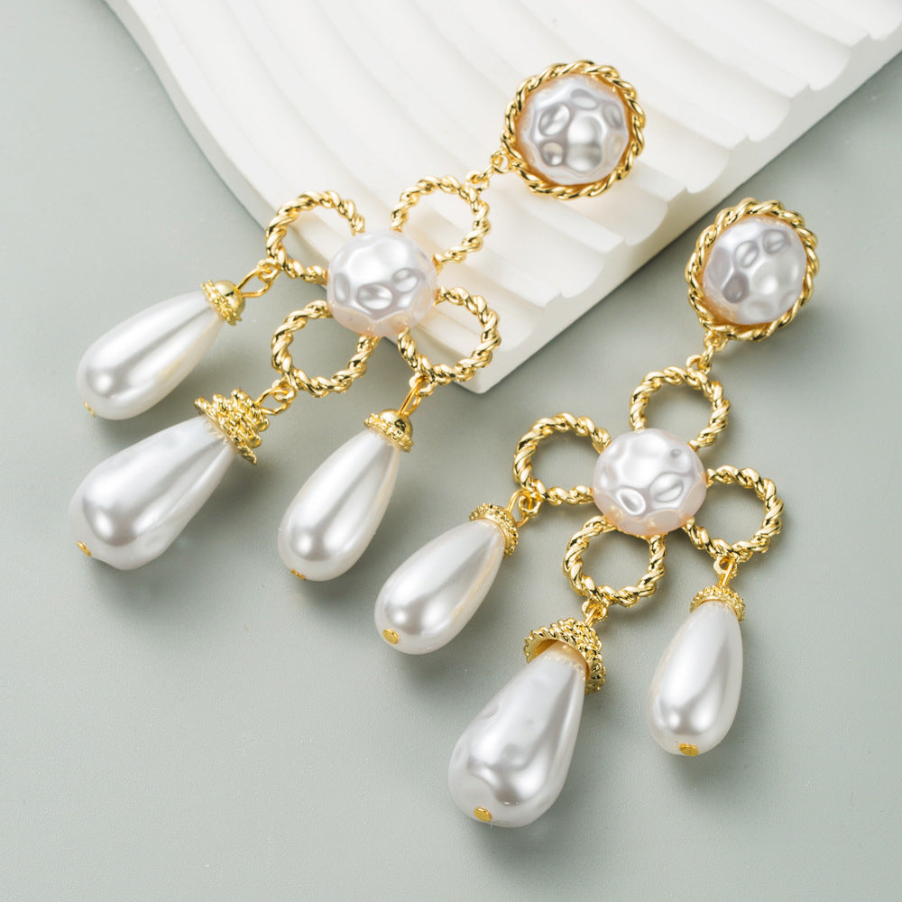 Earrings exaggerated vintage gold imitation pearl floral silver pin earrings elegant and atmospheric long multi-layered cut-out earrings